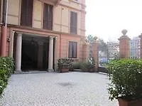 Temporary House - Via Della Moscova Διαμέρισμα